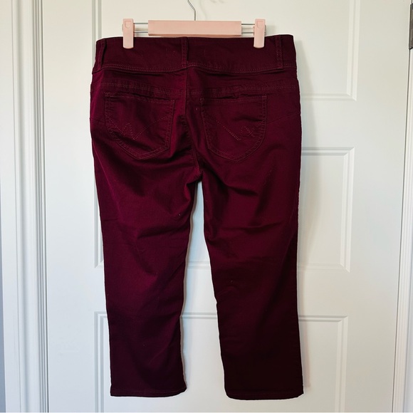 WHO Capri Jean Jeggings - Picture 9 of 10